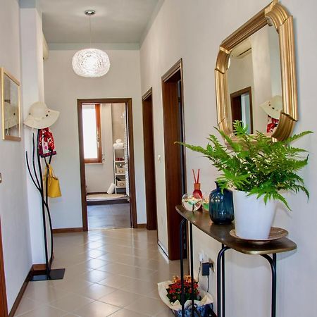 Residenza Palmina Apartment Rimini Bagian luar foto