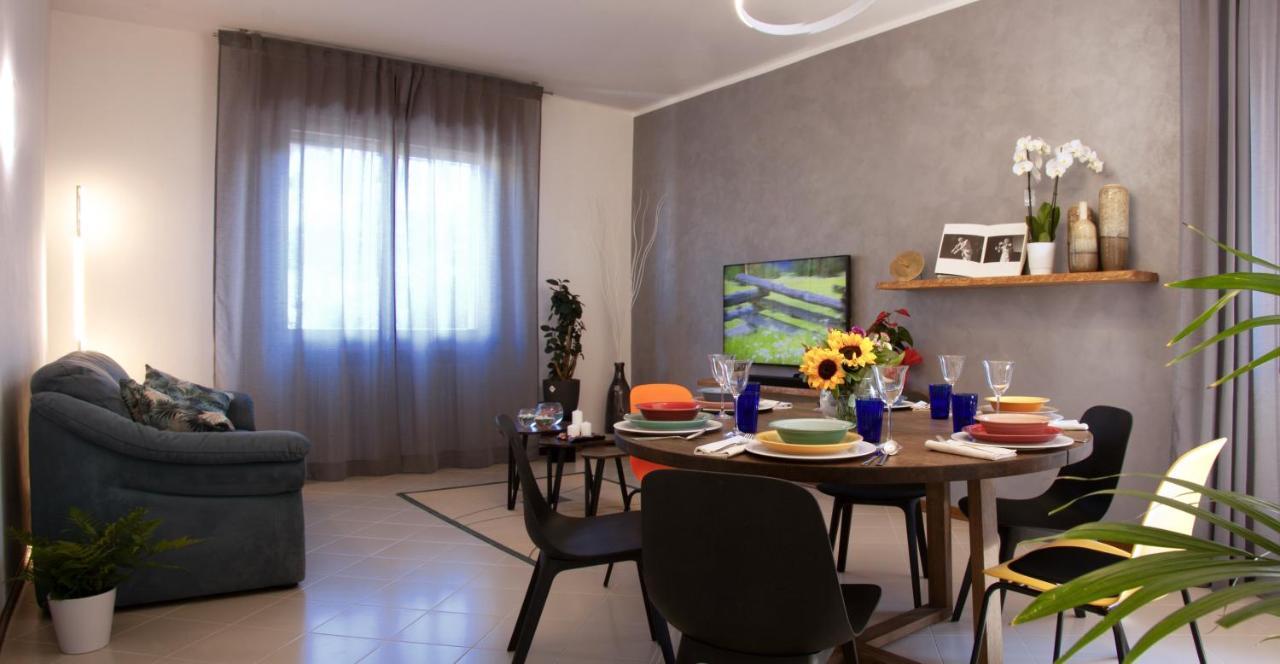 Residenza Palmina Apartment Rimini Bagian luar foto